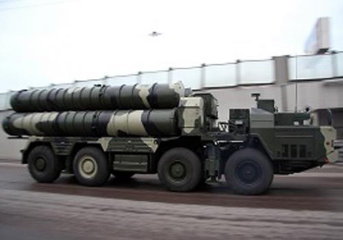 Зенитный ракетный комплекс С–300